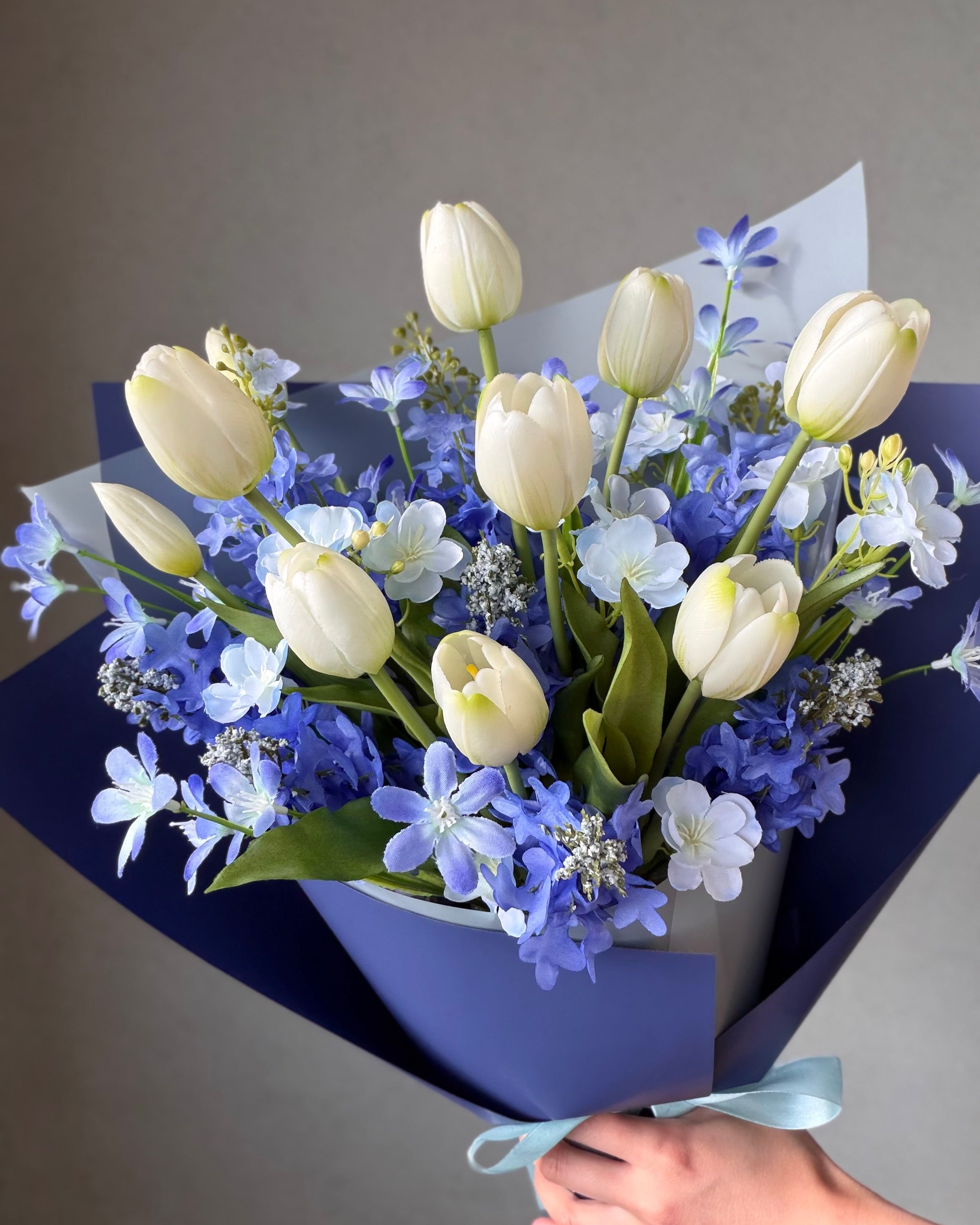 Tulips Dream (Blue)