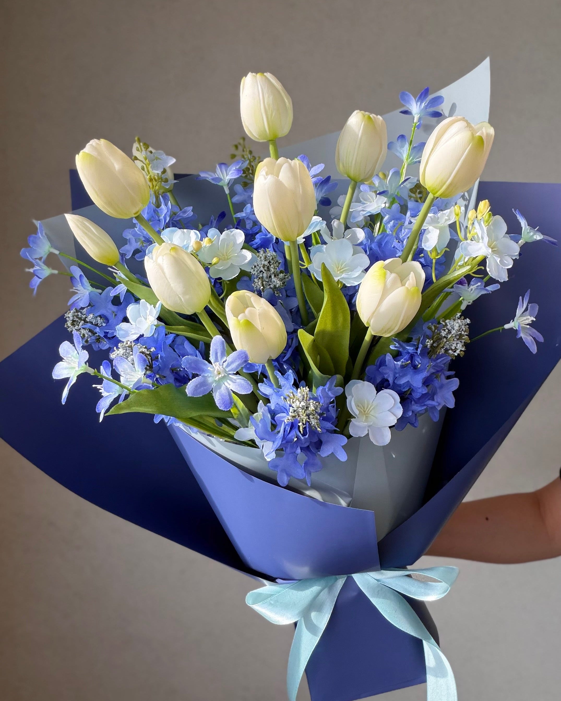 Tulips Dream (Blue)